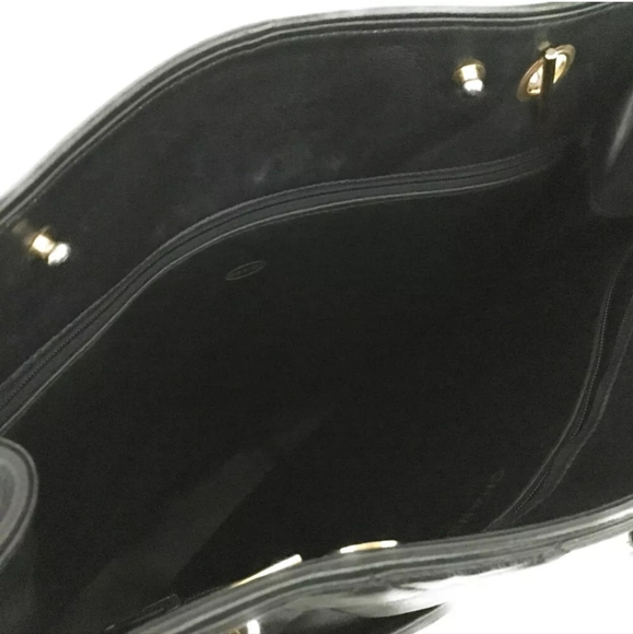 CHANEL CC Logo Lambskin Chain Large Shoulder Tote Bag - Picture 9 of 12